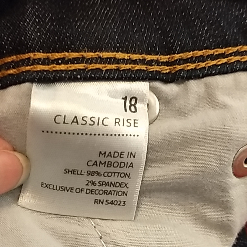 Jeans - Picture 8 of 14